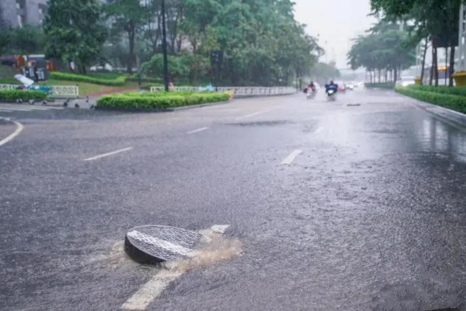 智慧排水守护者：构建城市安全的智能防线