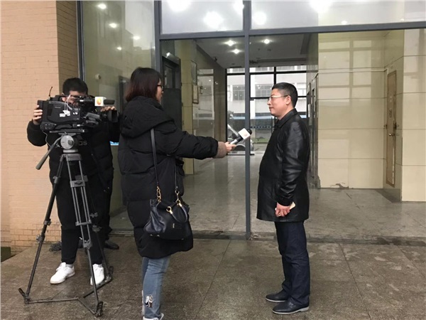 1946伟德bet官方网站总经理接受湖南卫视采访，伟德app下载官网苹果版监控器“上镜”！